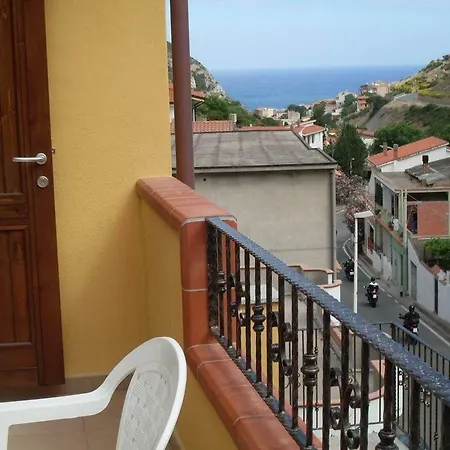 Nuovissimo *